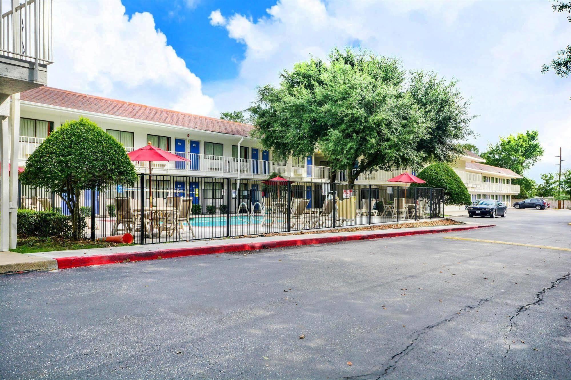 Motel 6-Huntsville, Tx Exterior photo