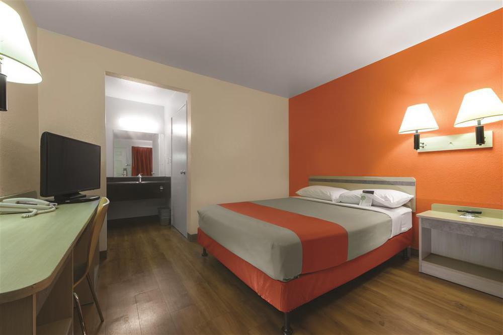 Motel 6-Huntsville, Tx Room photo